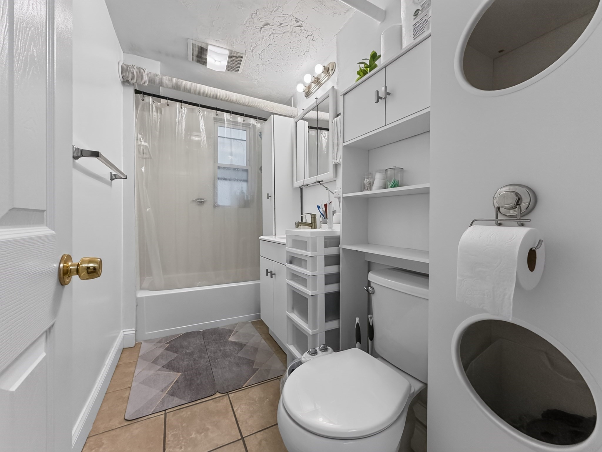24 Chiswick Rd # A1 Property Photo 9