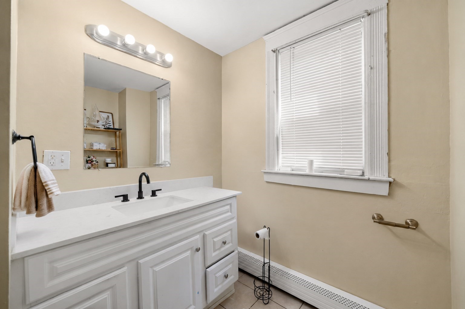 38 Wilson St (38-40) Property Photo 13