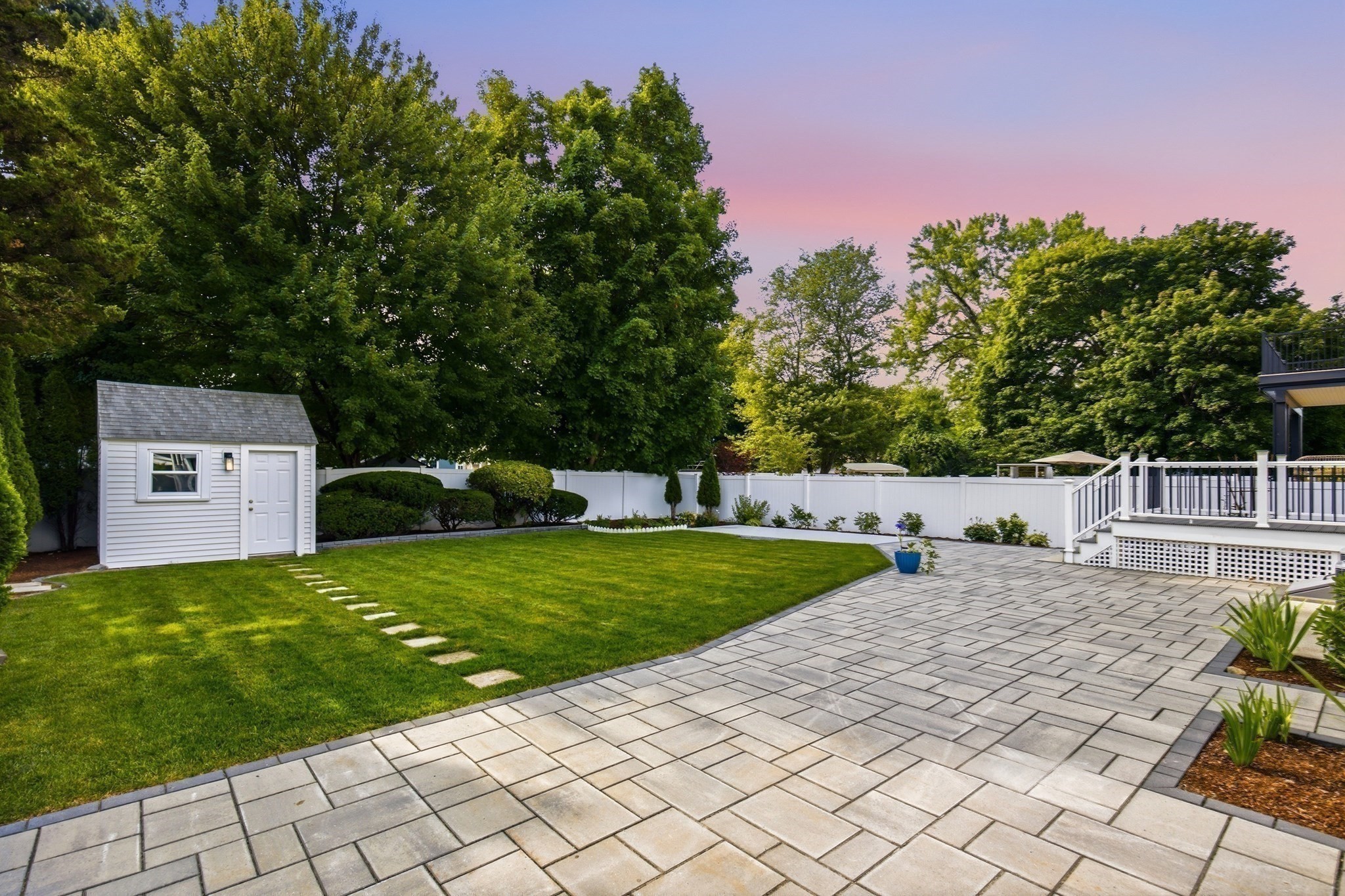 19 Manhattan Ter Property Photo 40