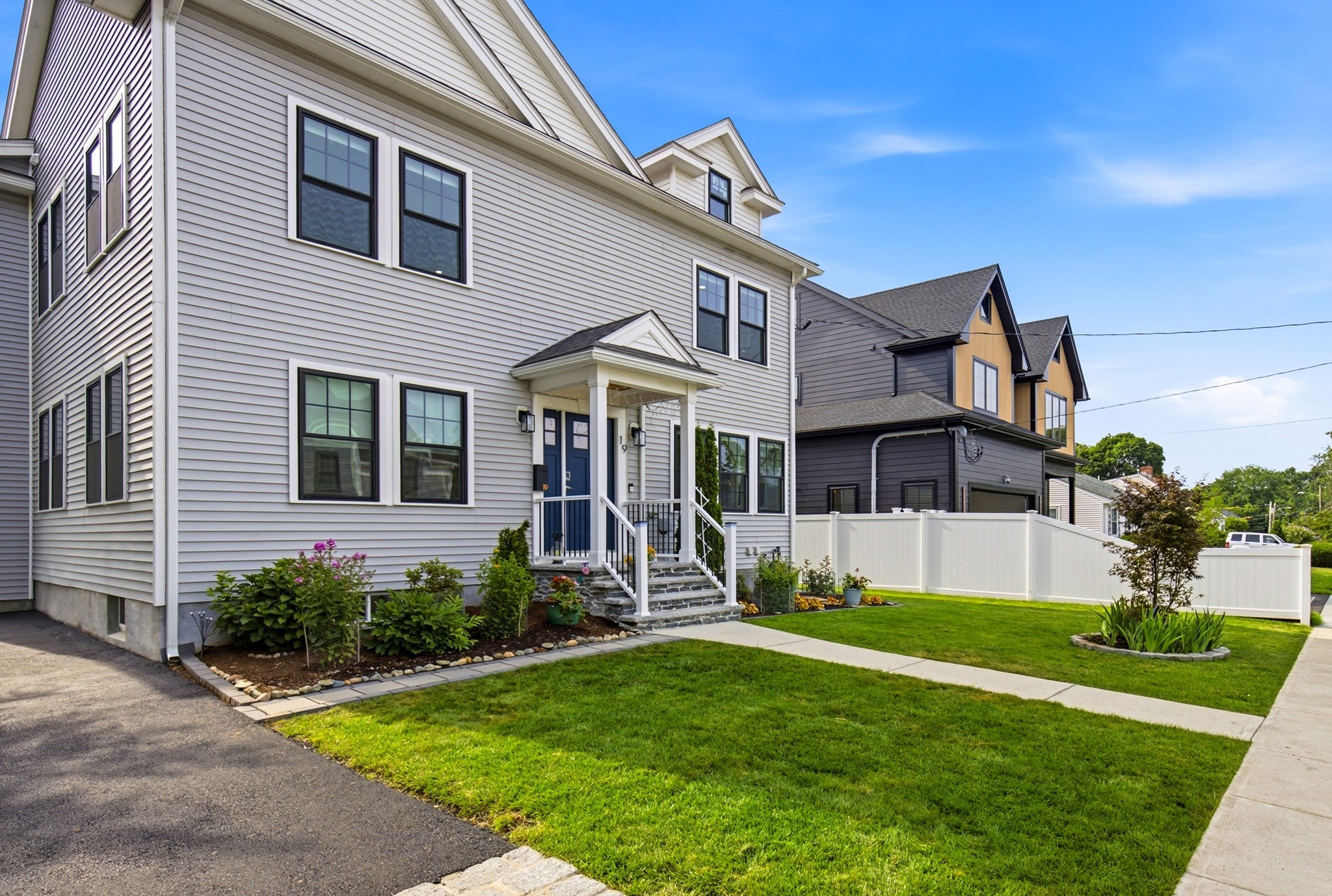 19 Manhattan Ter Property Photo 42
