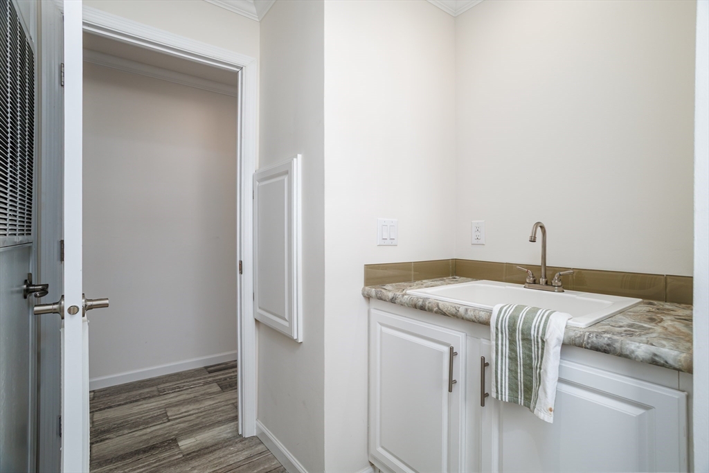 32 Onyx Path Property Photo 22