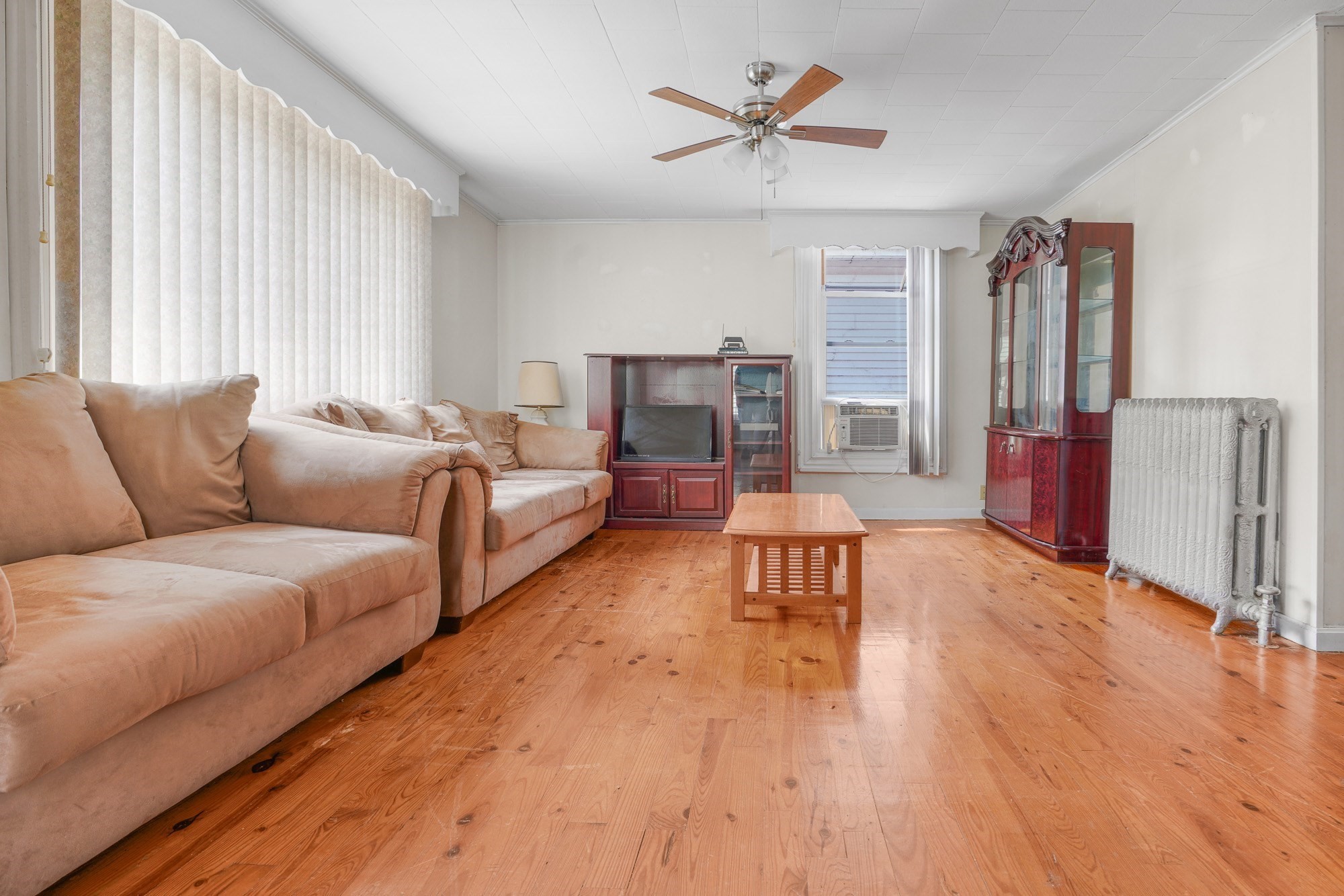 104 School Property Photo 4