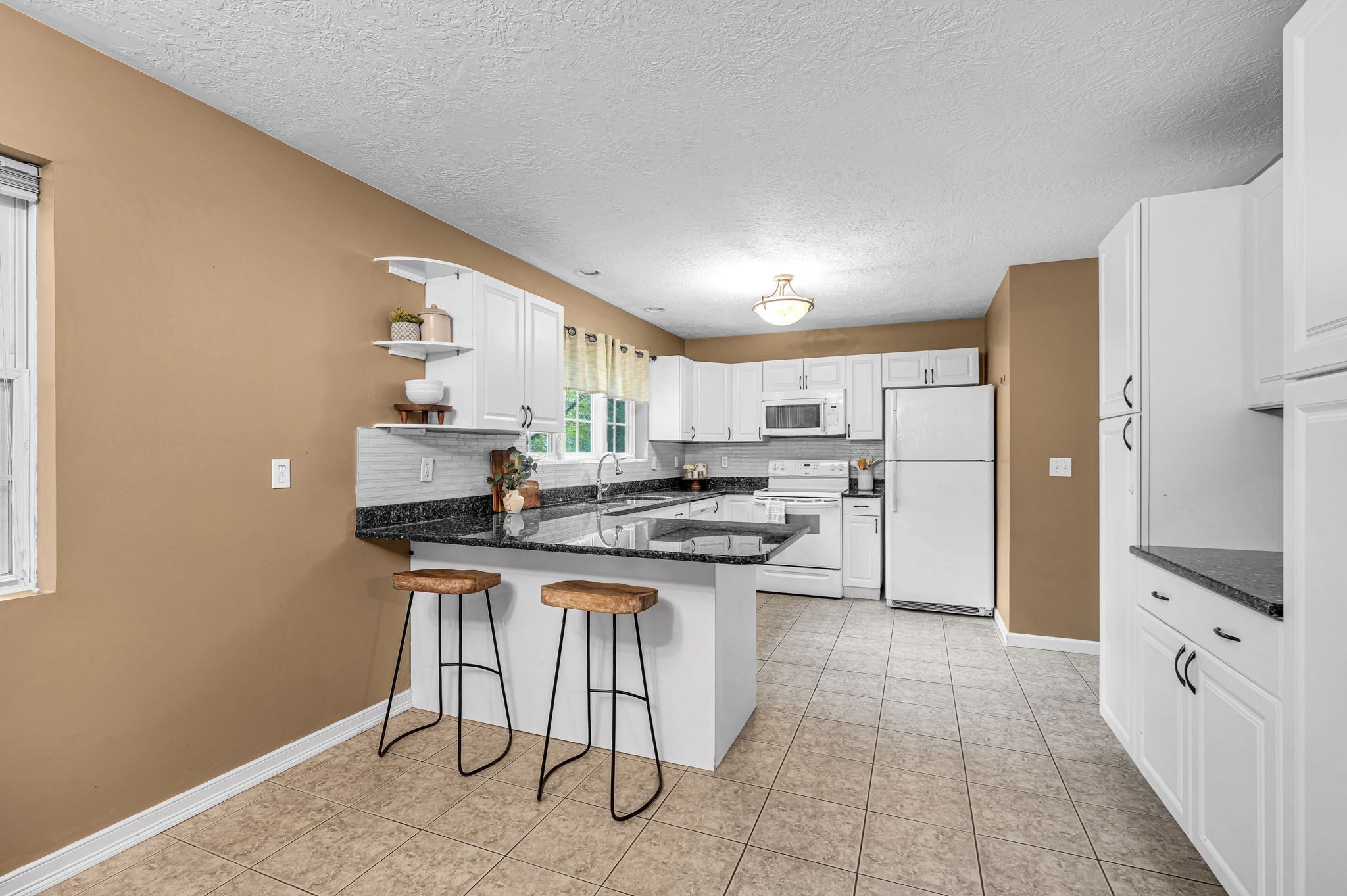 56 Montville St # 56 Property Photo 9