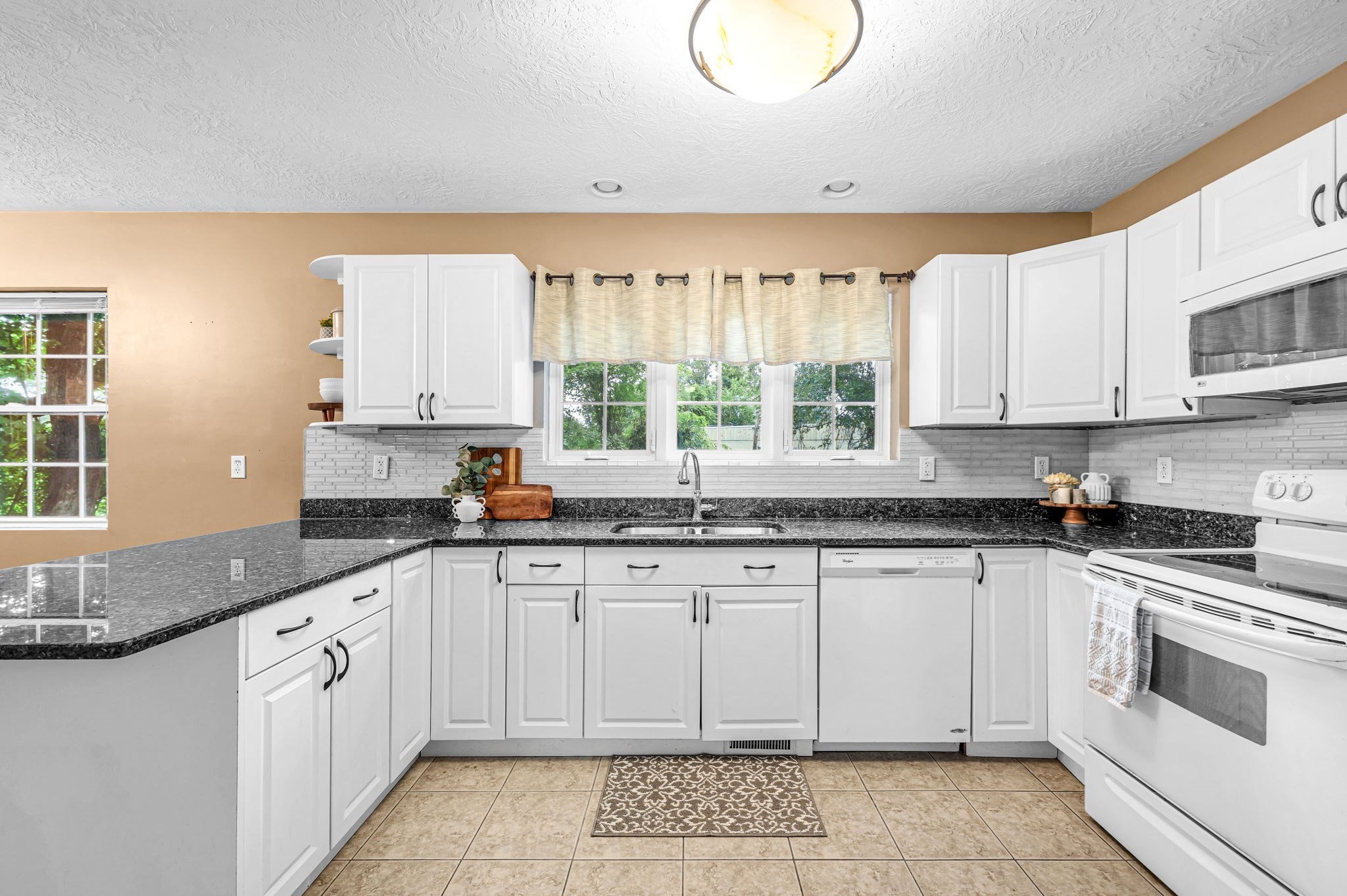 56 Montville St # 56 Property Photo 11