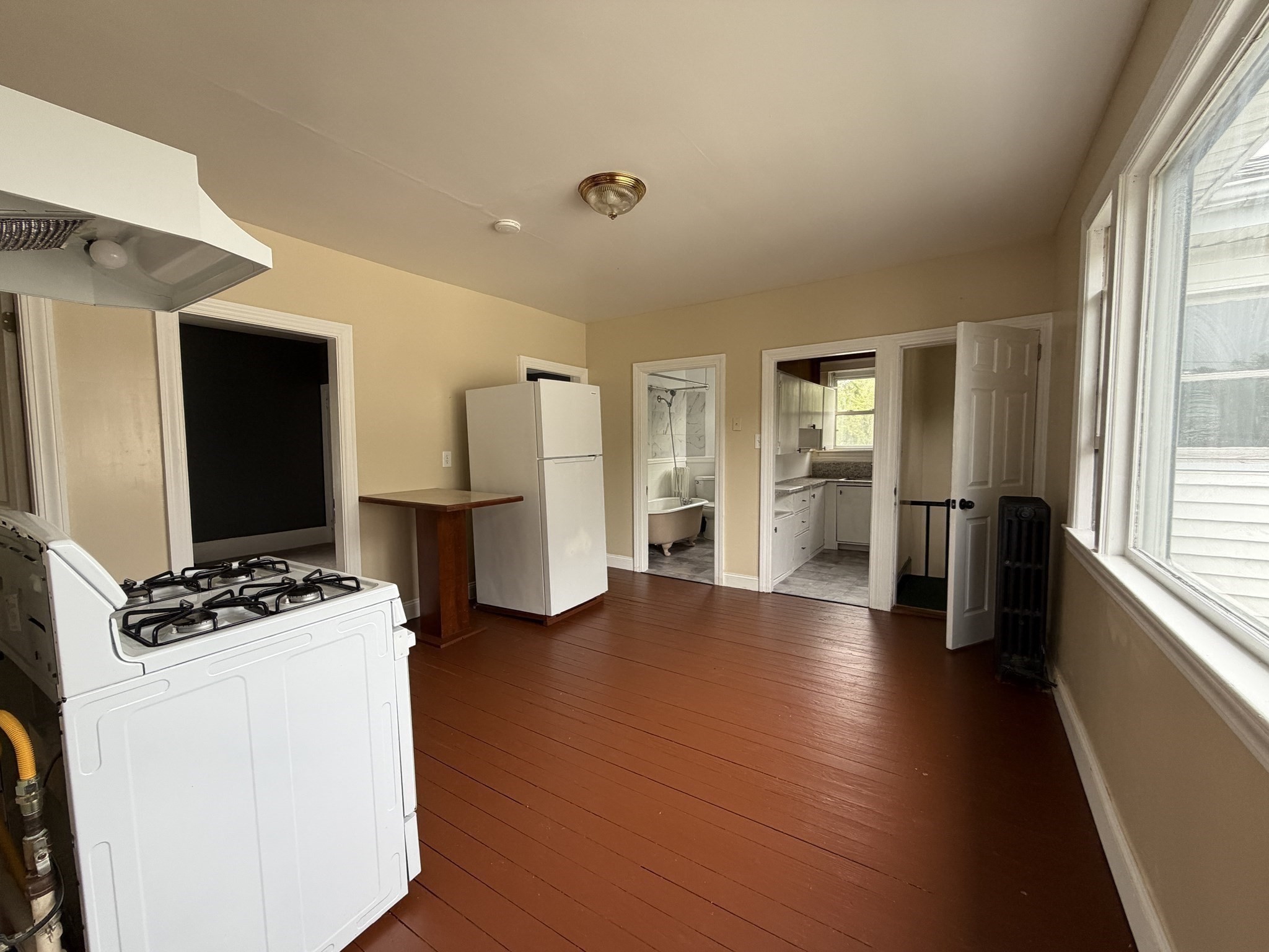 5 Bliss St # 2 Property Photo 5