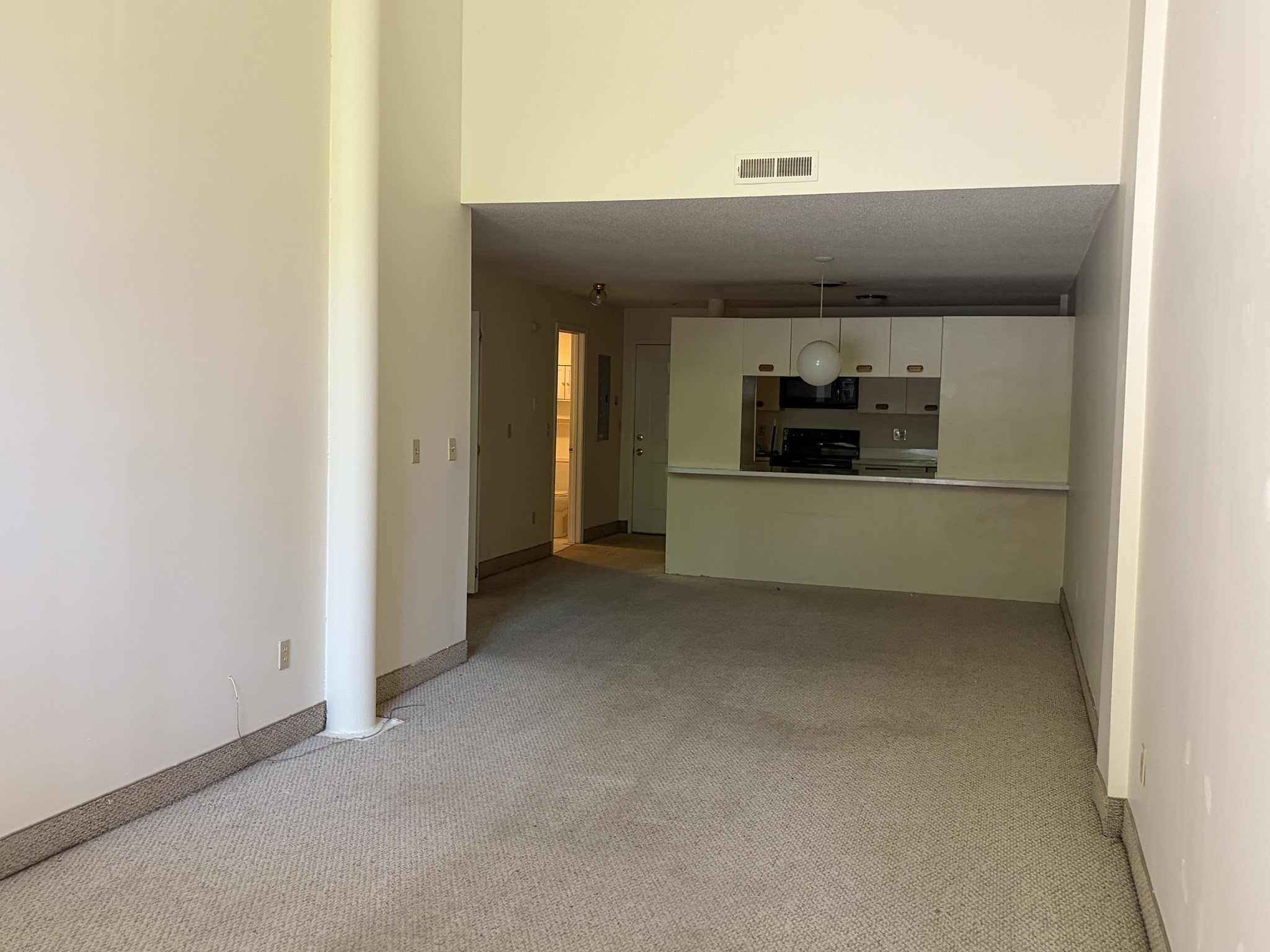 96 Old Colony Avenue # 123 Property Photo 9