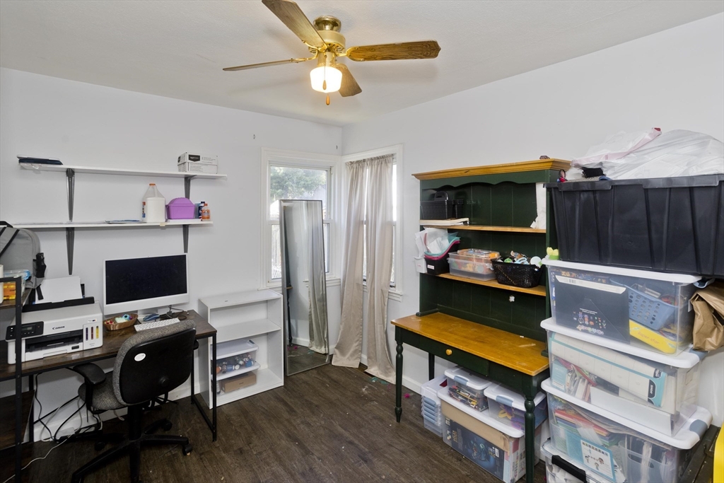 39 Seymour Ave Property Photo 11