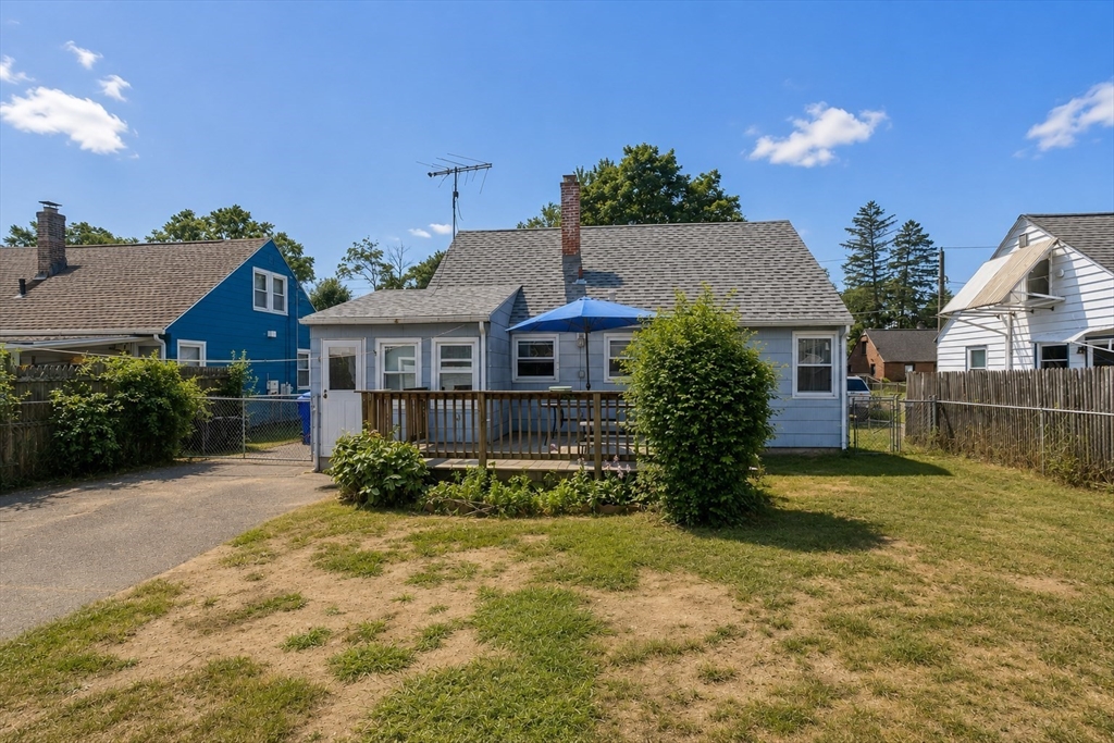 39 Seymour Ave Property Photo 25