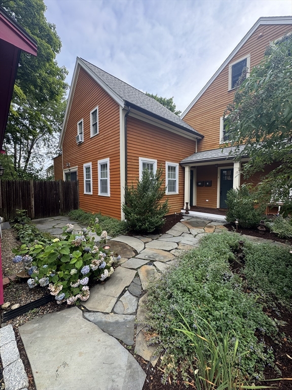 3A Avon St # A Property Photo 1