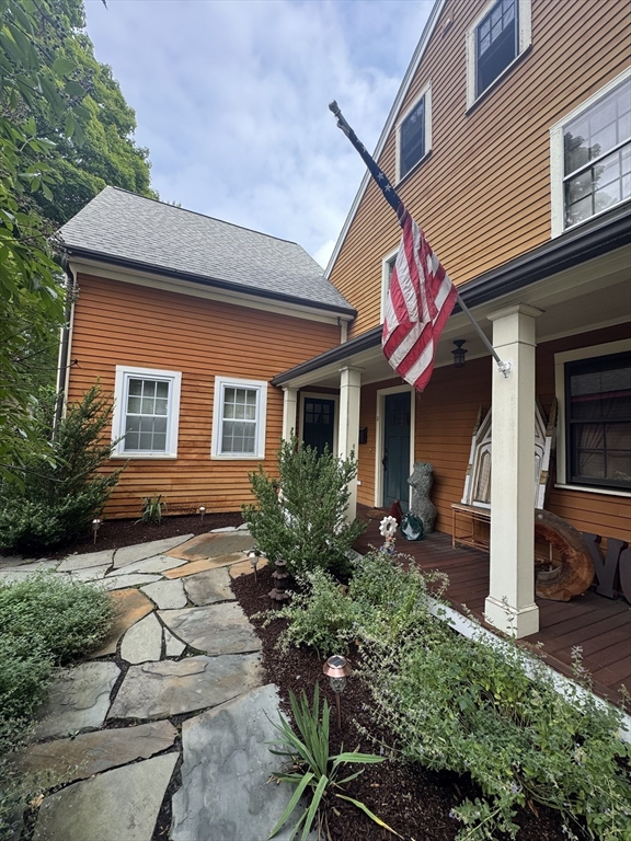 3a Avon St # A Property Photo 2