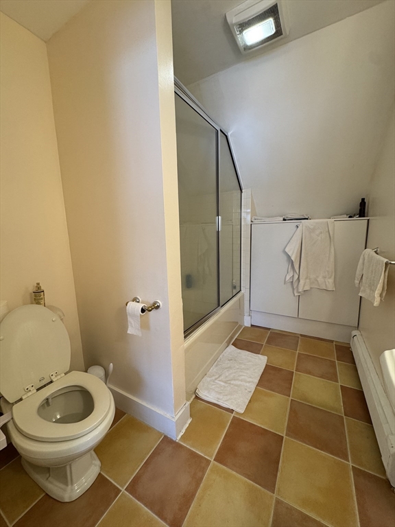 3a Avon St # A Property Photo 13