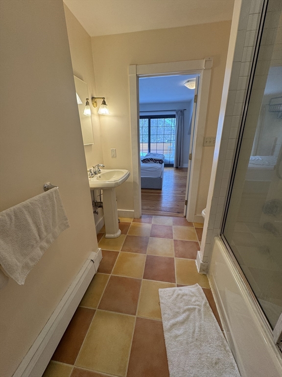 3a Avon St # A Property Photo 15