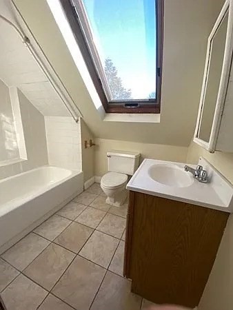 44 Summer St # 3 Property Photo 2