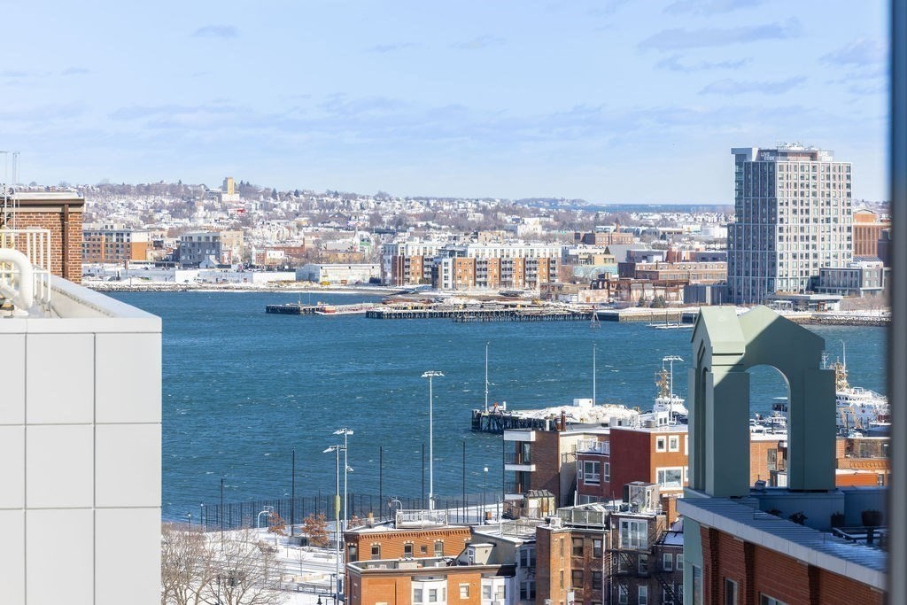 100 Lovejoy Wharf Property Photo 14
