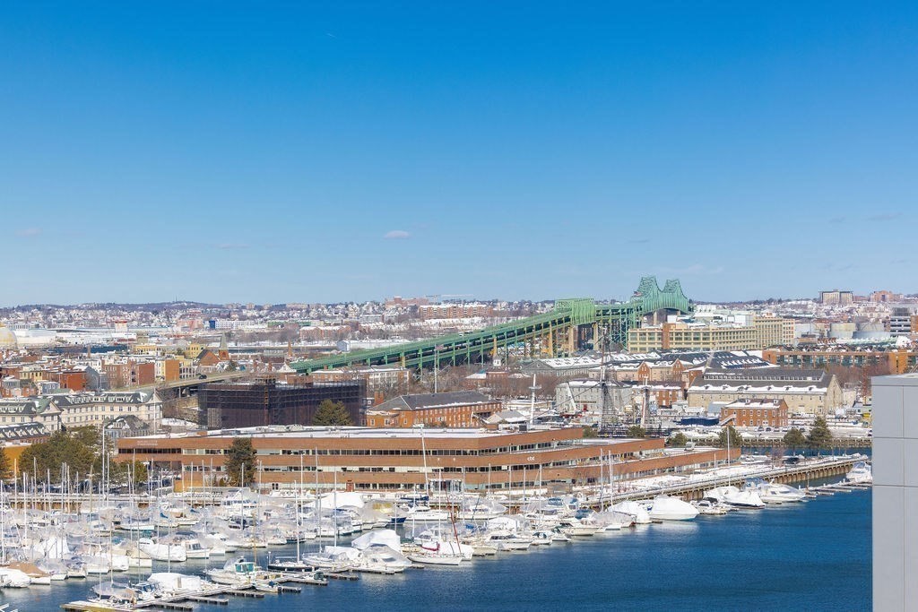 100 Lovejoy Wharf Property Photo 19