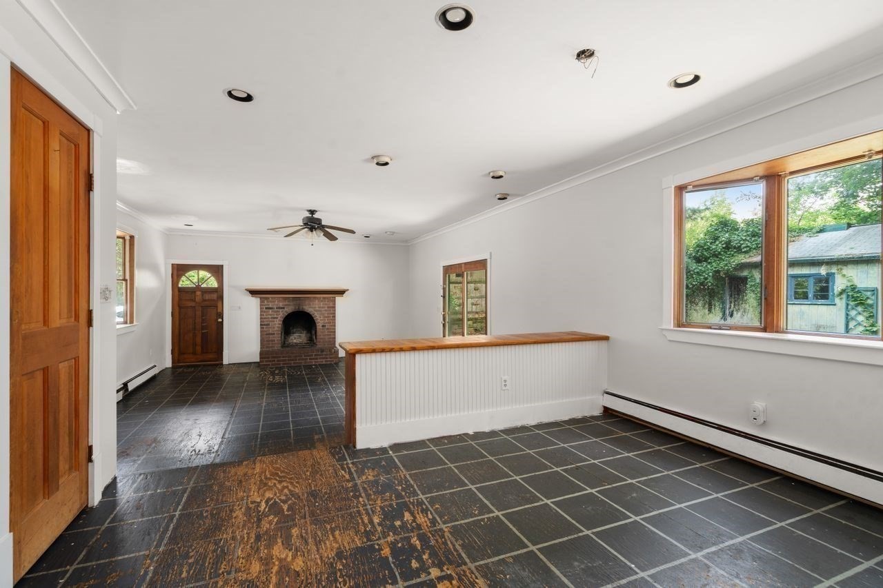 10 Willard St Property Photo 6