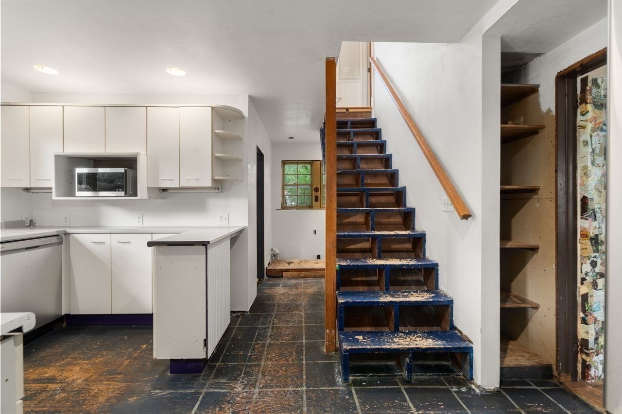 10 Willard St Property Photo 10