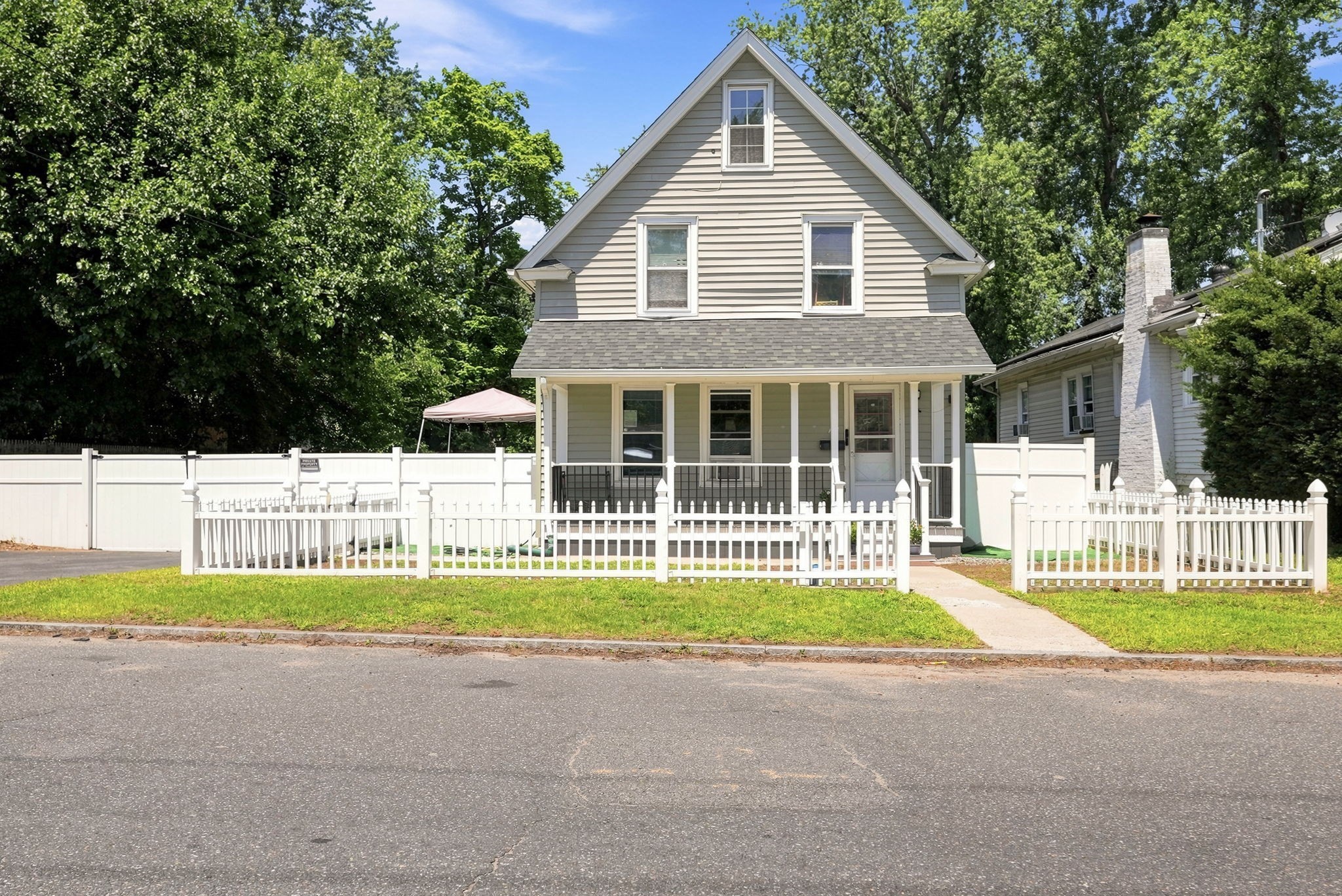72 Switzer Street Property Photo 6
