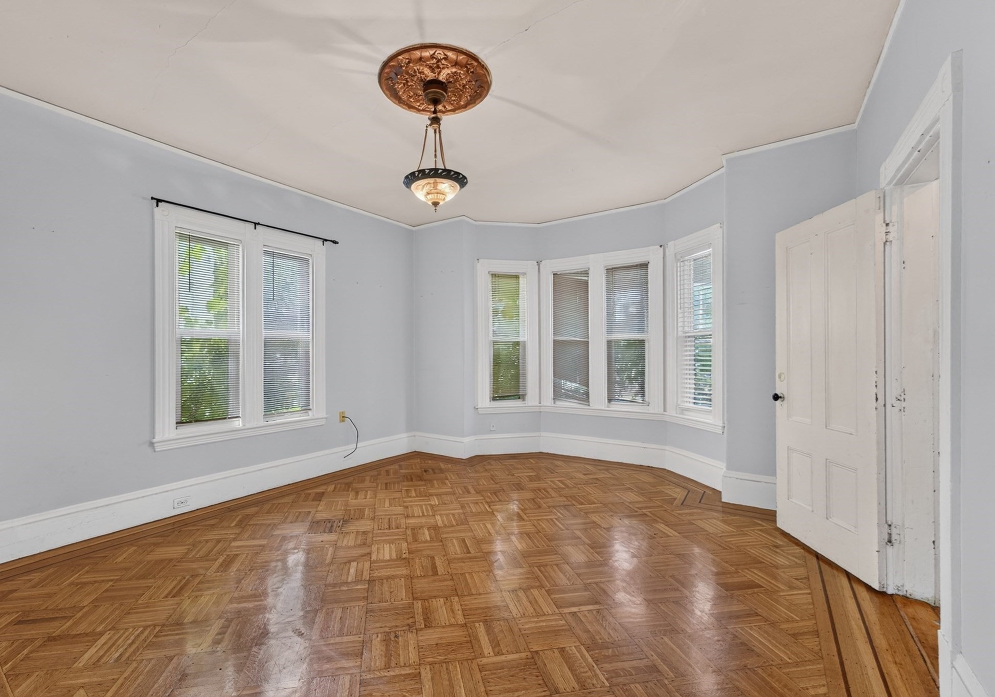 9 Dartmouth St Property Photo 17