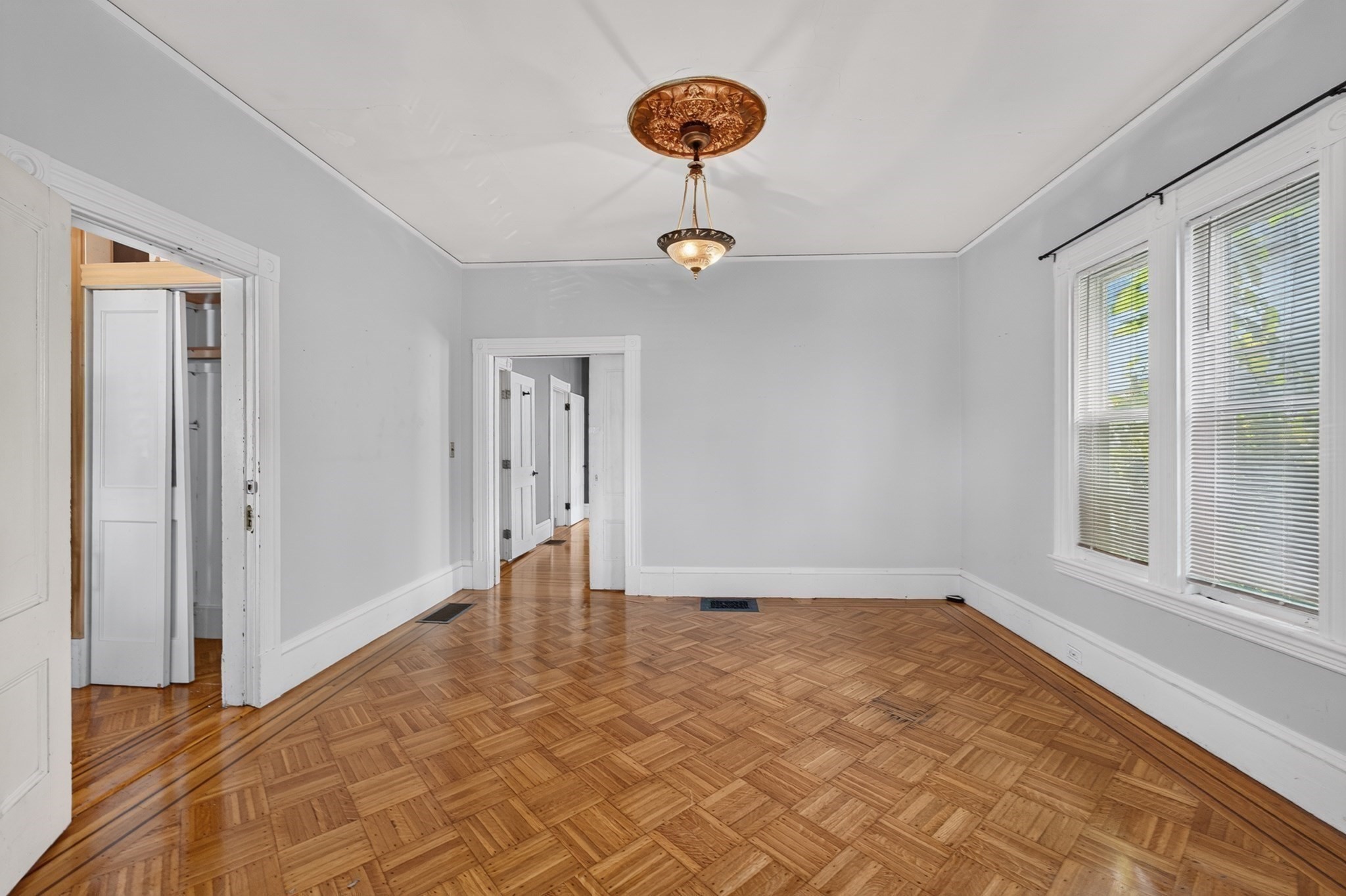 9 Dartmouth St Property Photo 18