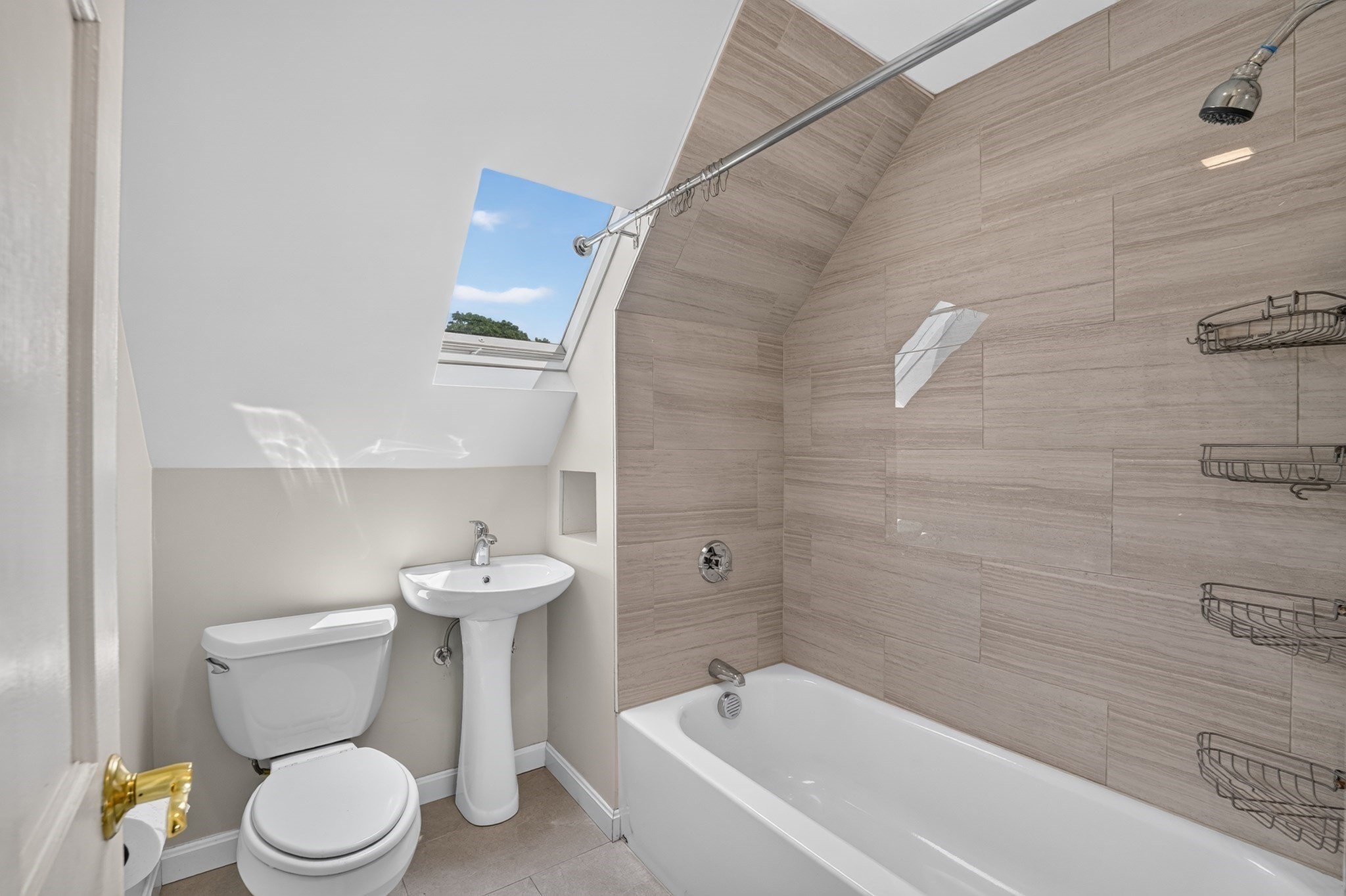 9 Dartmouth St Property Photo 32