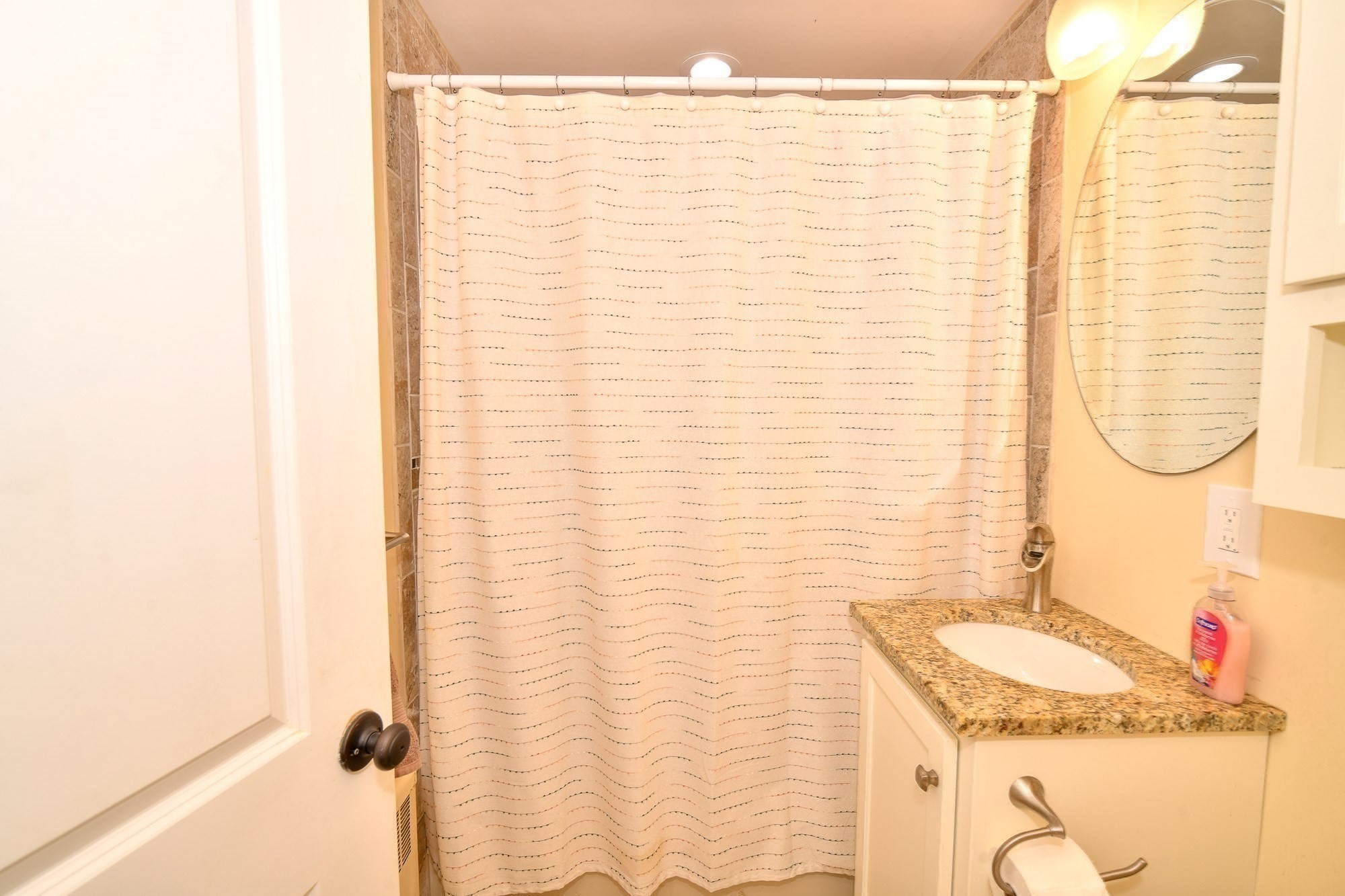 18 Louise Street Property Photo 13