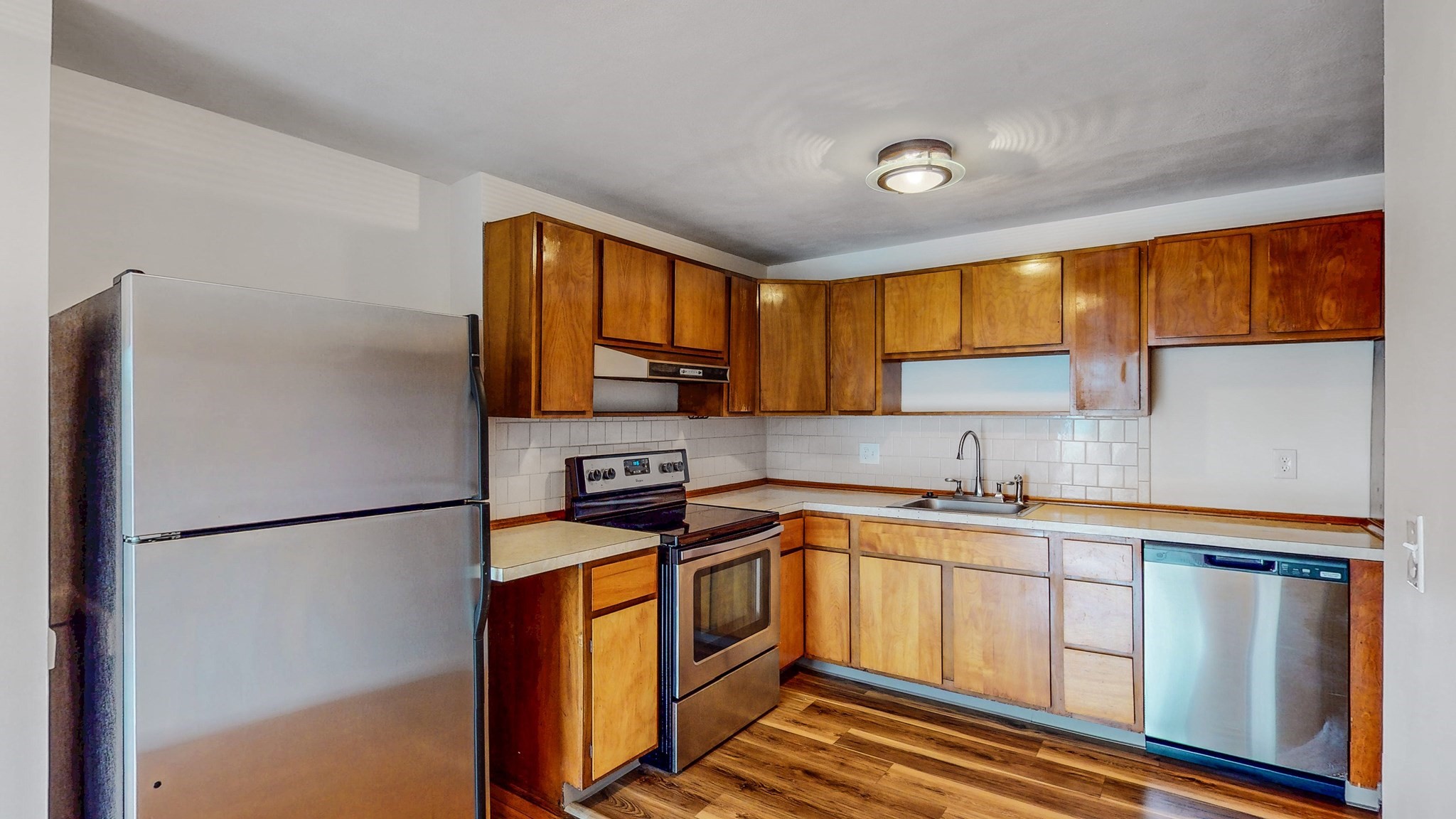 39 Englewood Ave # 24 Property Photo 5