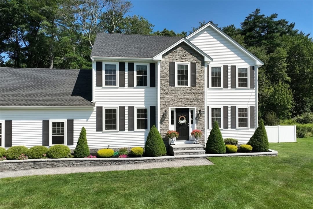 102 West Pond Street