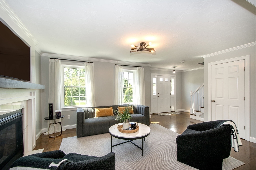102 West Pond Street Property Photo 19