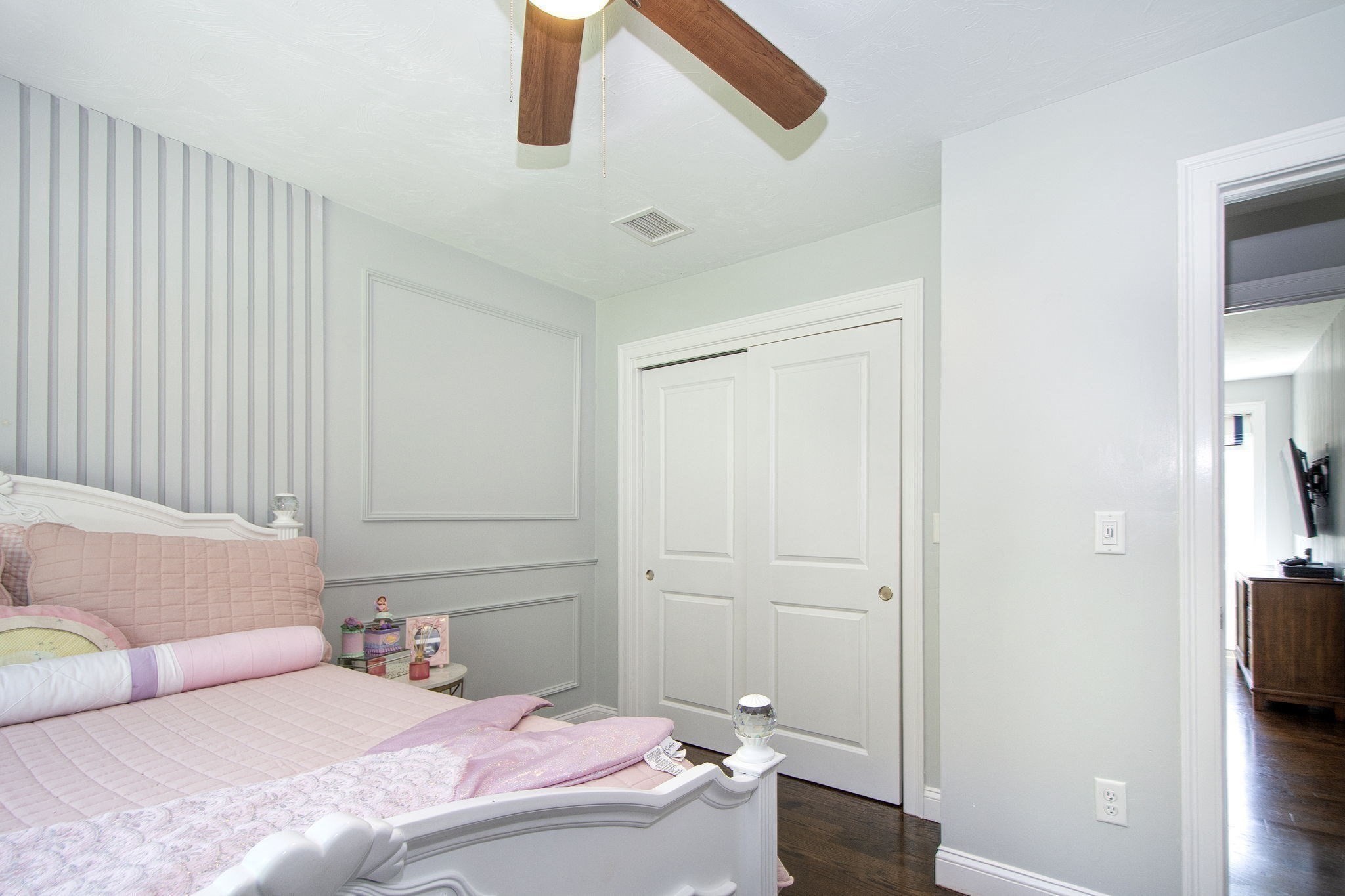 102 West Pond Street Property Photo 29