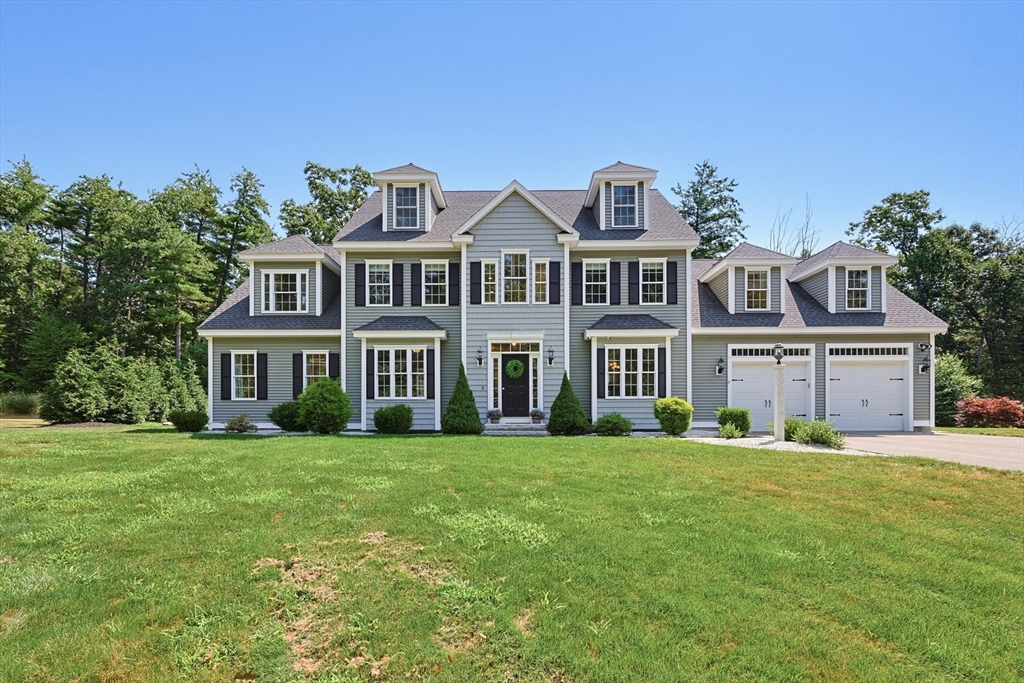 22 Chamberlains Mill Ln