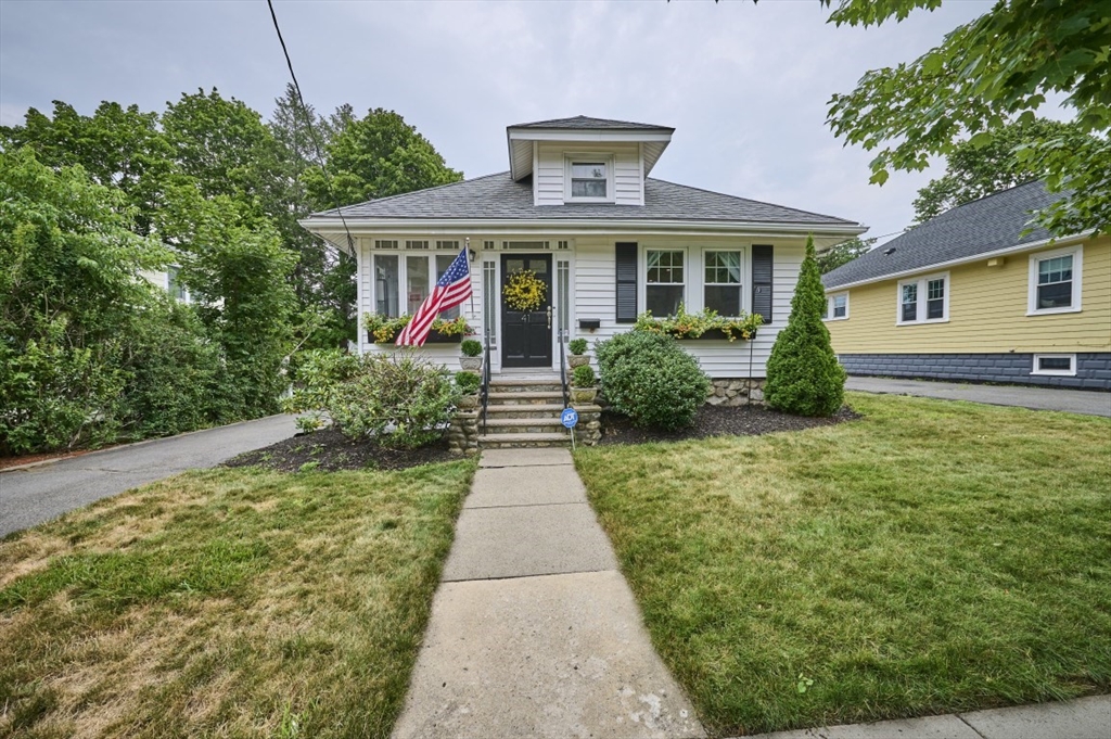 41 Lynde Ave Property Photo 2