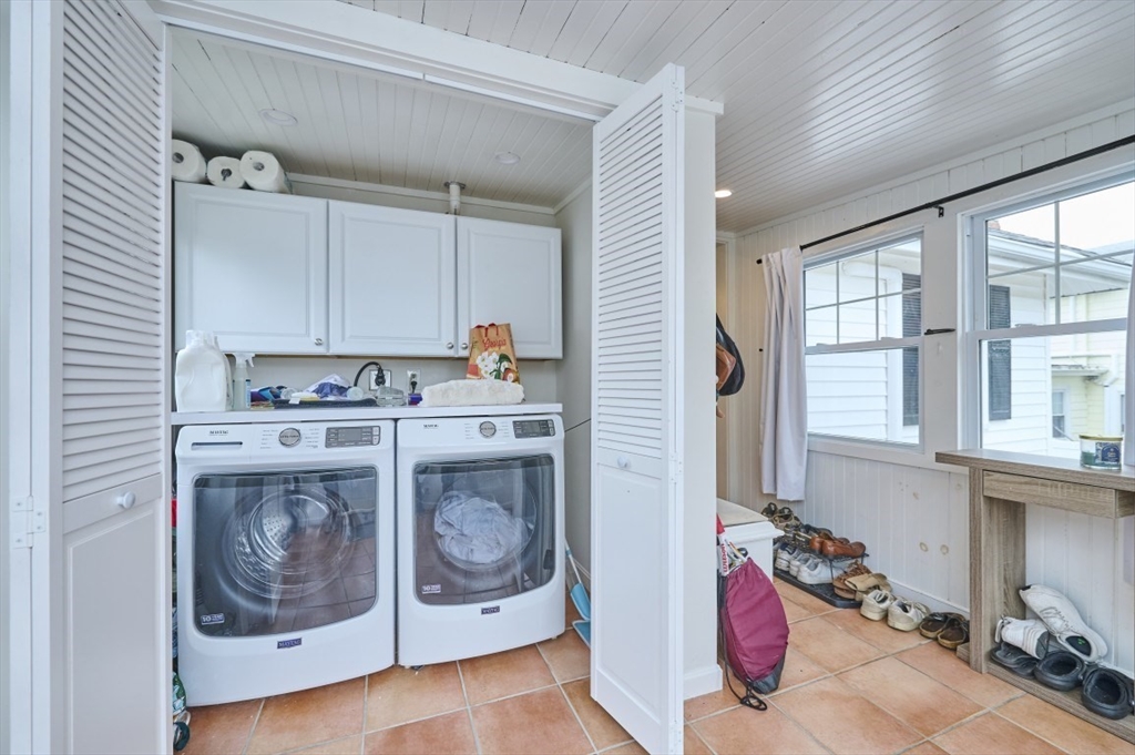 41 Lynde Ave Property Photo 17