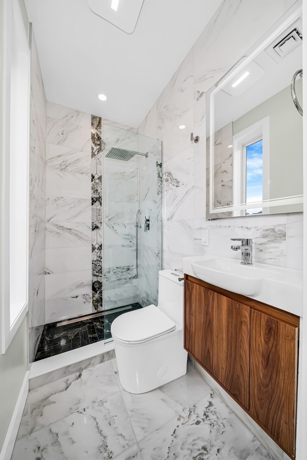 181 Maverick Ph Property Photo 6