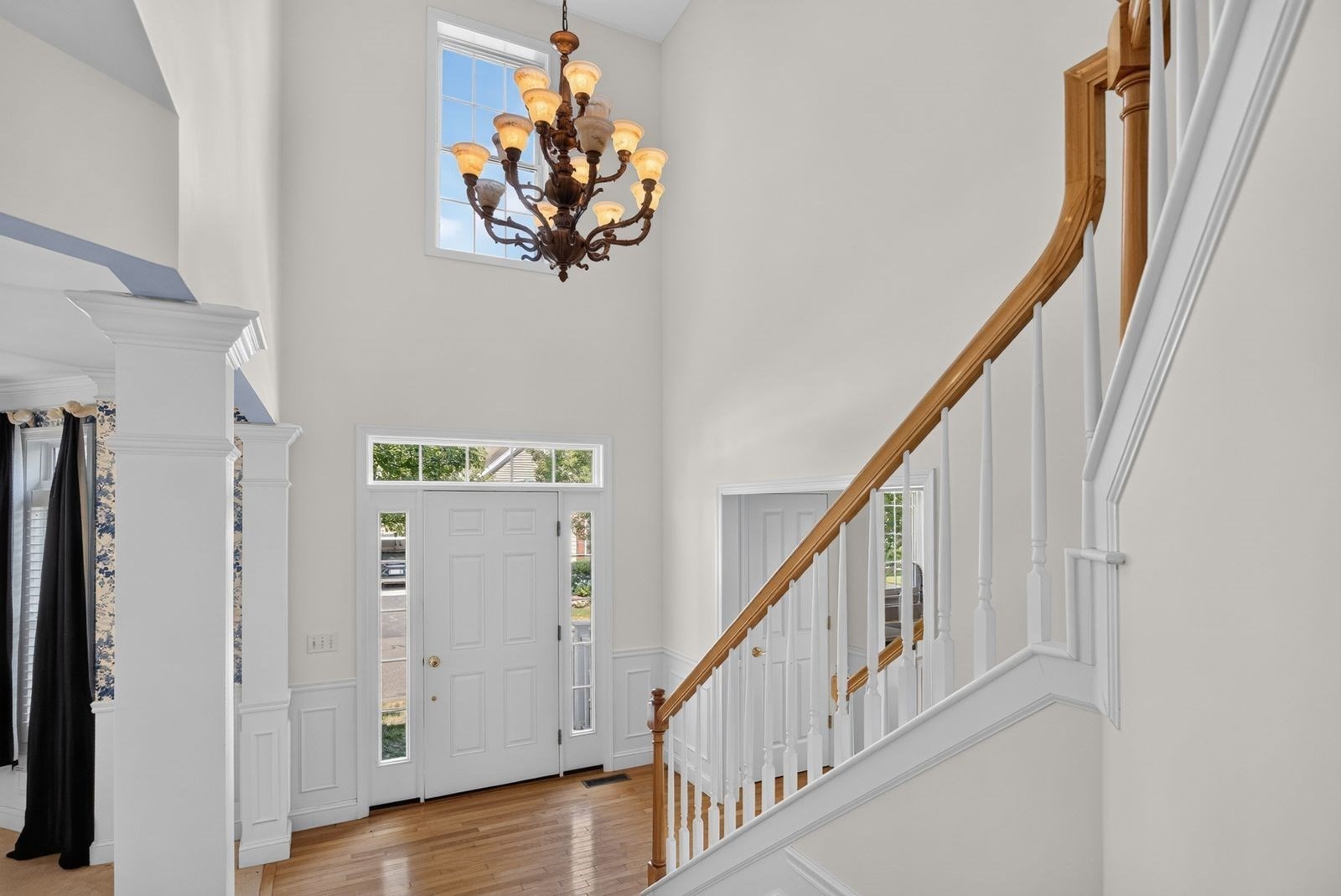 5 Highbank Trail Property Photo 10