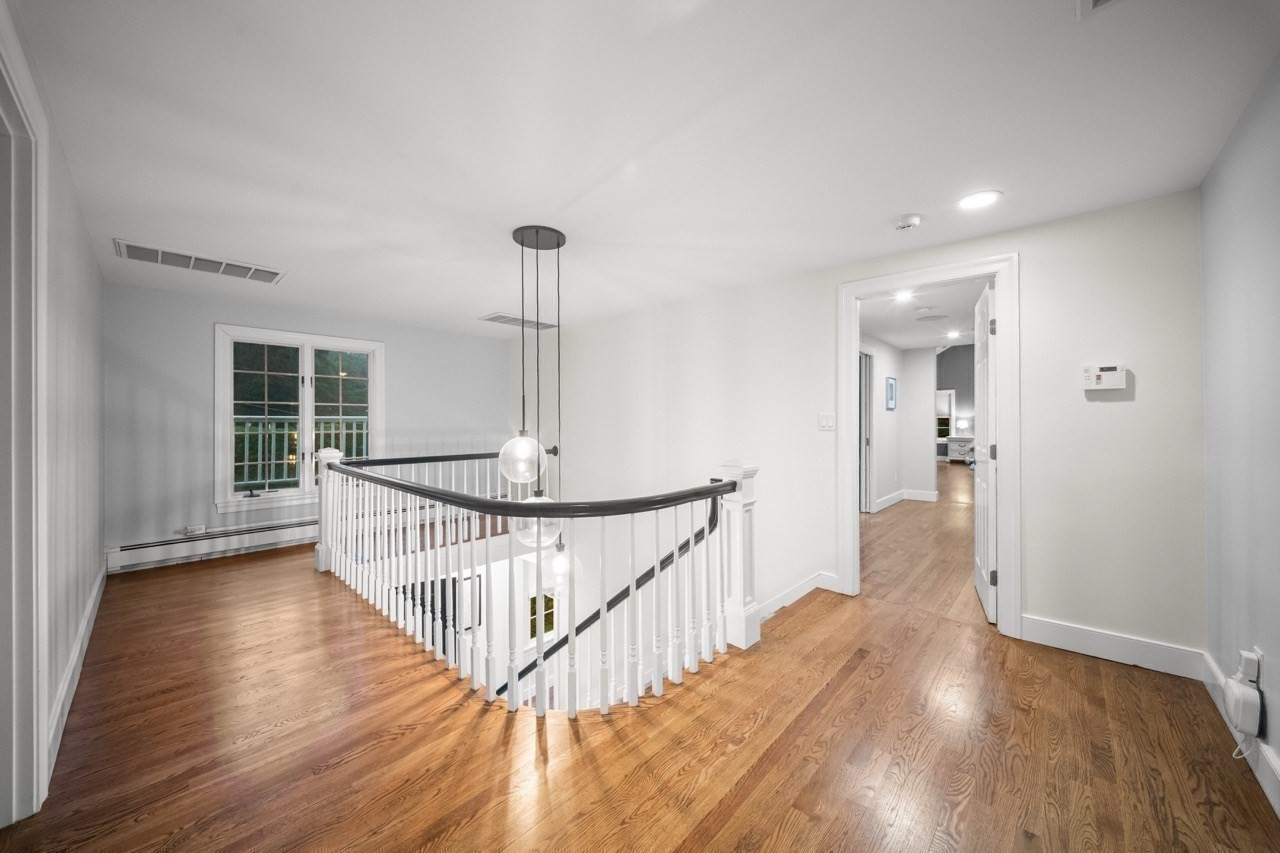 10 Juniper Hill Road Property Photo 22