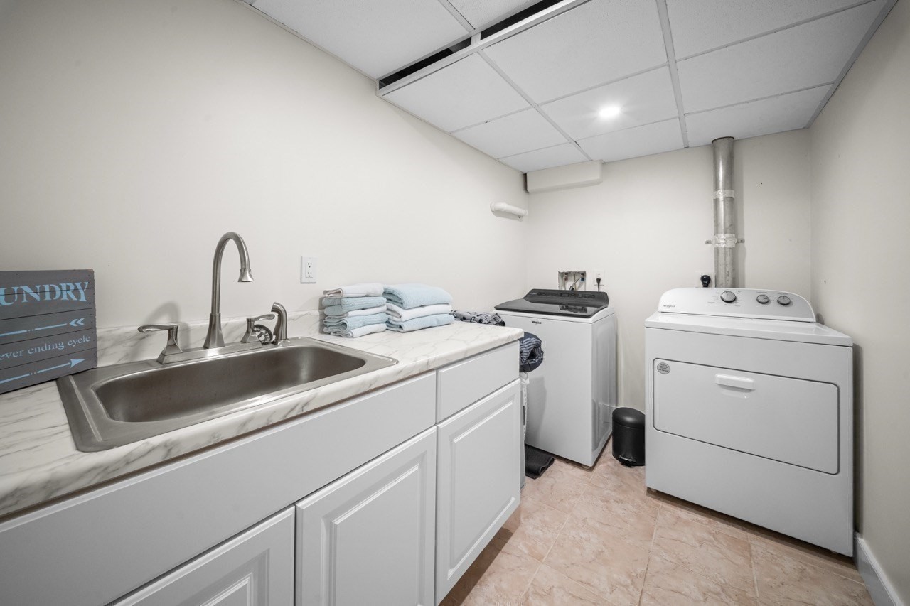 10 Juniper Hill Road Property Photo 32