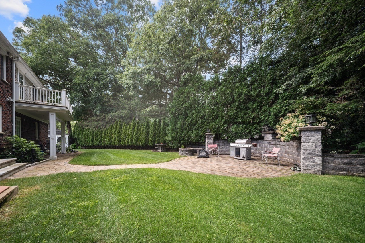 10 Juniper Hill Road Property Photo 35