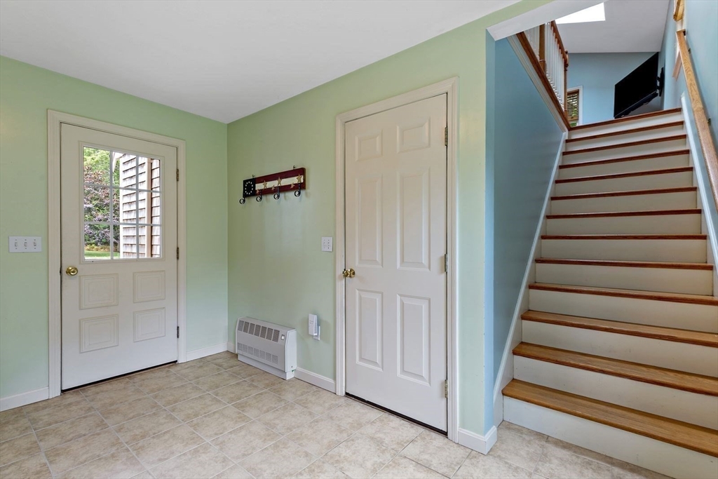 185 Bournehurst Drive Property Photo 16