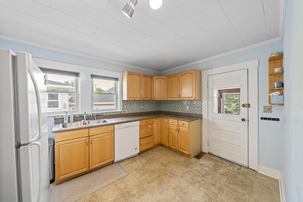 84 Alstead Street Property Photo 11