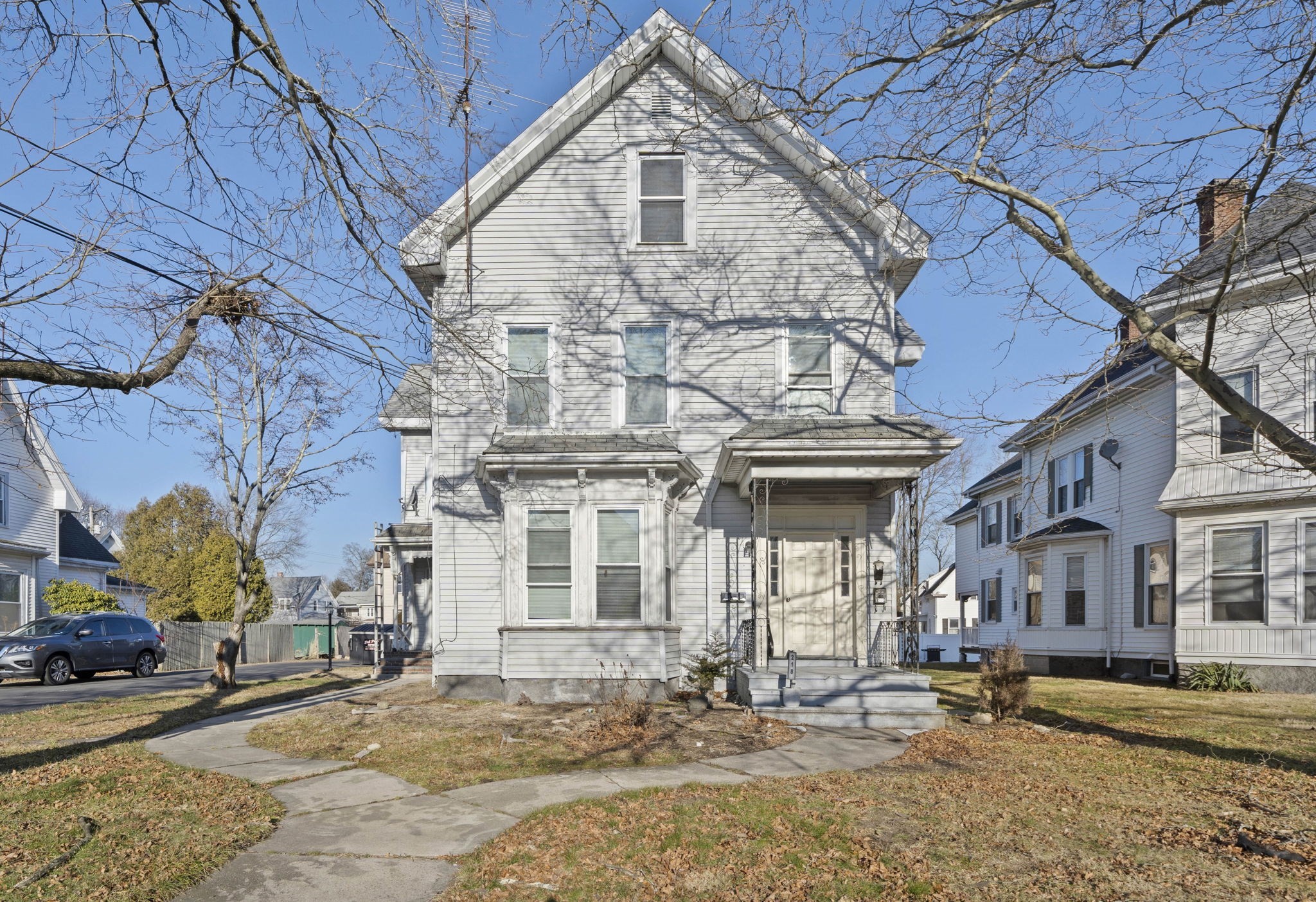 218 South Ave Property Photo 1