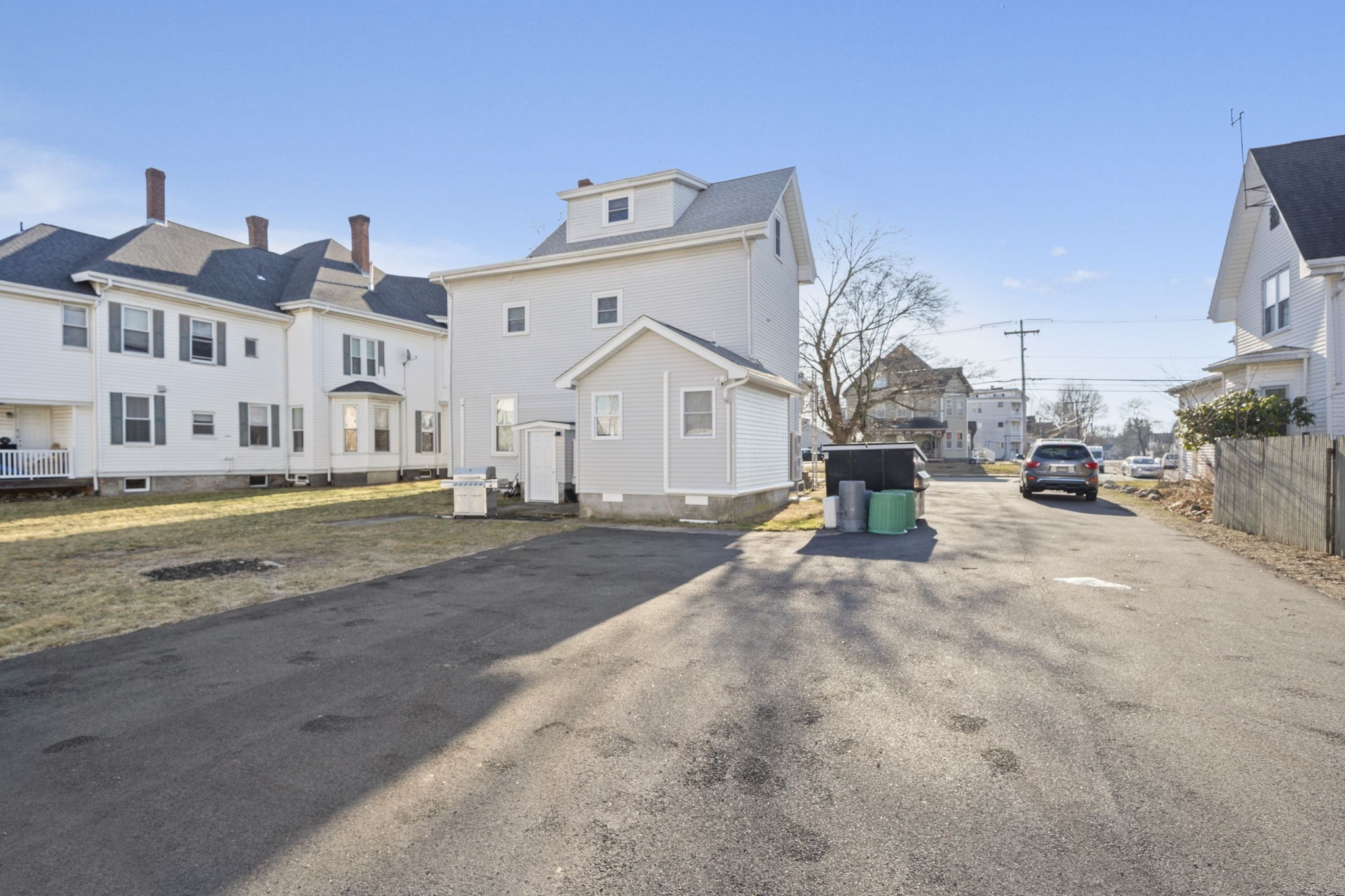 218 South Ave Property Photo 4