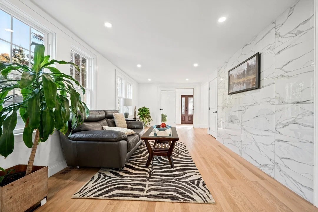 7 Brandon St Property Photo 5