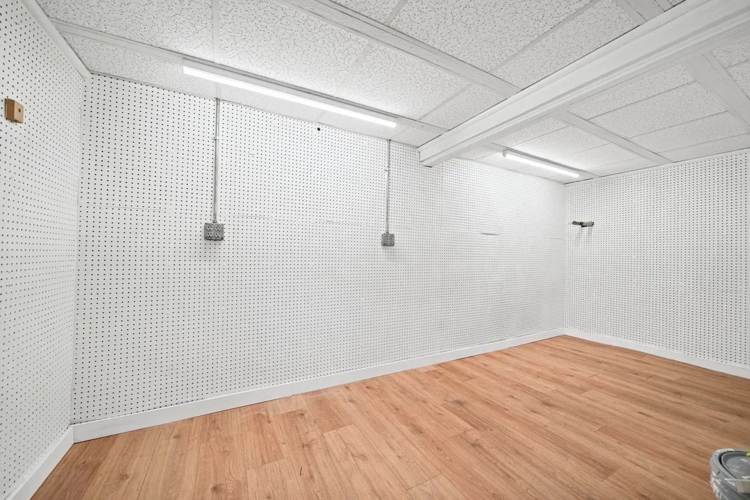 7 Brandon St Property Photo 22