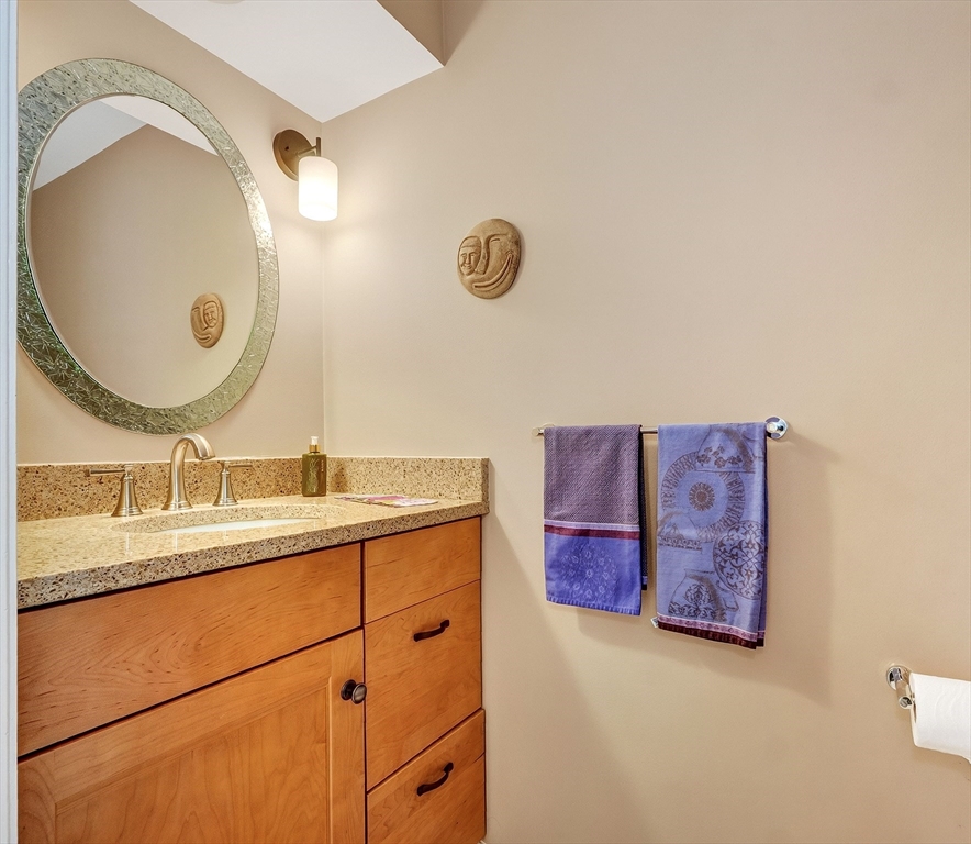 8 Pilgrim Drive # A Property Photo 28