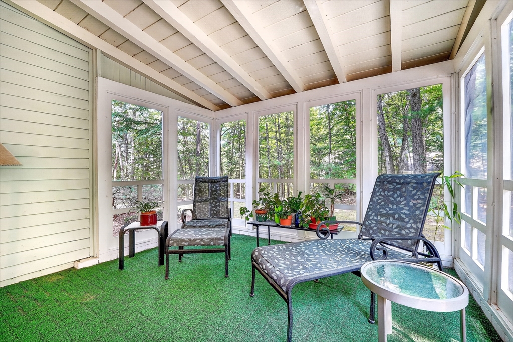 8 Pilgrim Drive # A Property Photo 31