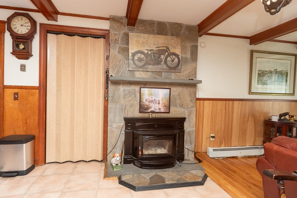 28 Highland St Property Photo 6