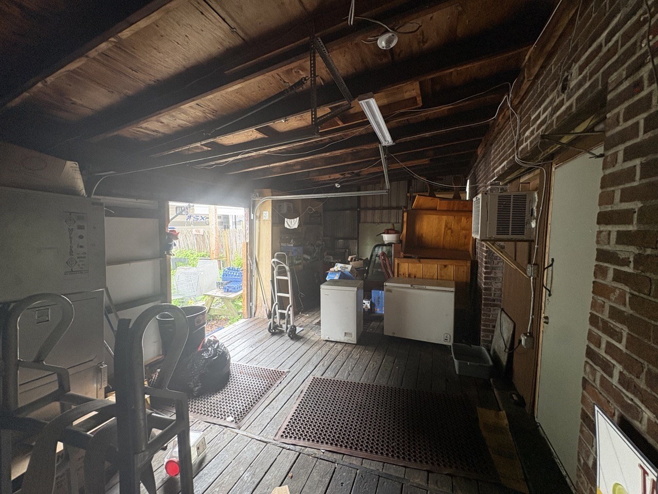 548 South St Property Photo 17