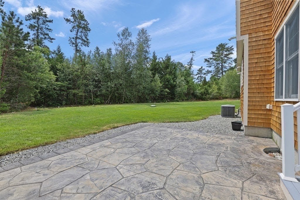 10 Pond Edge Trl Property Photo 7