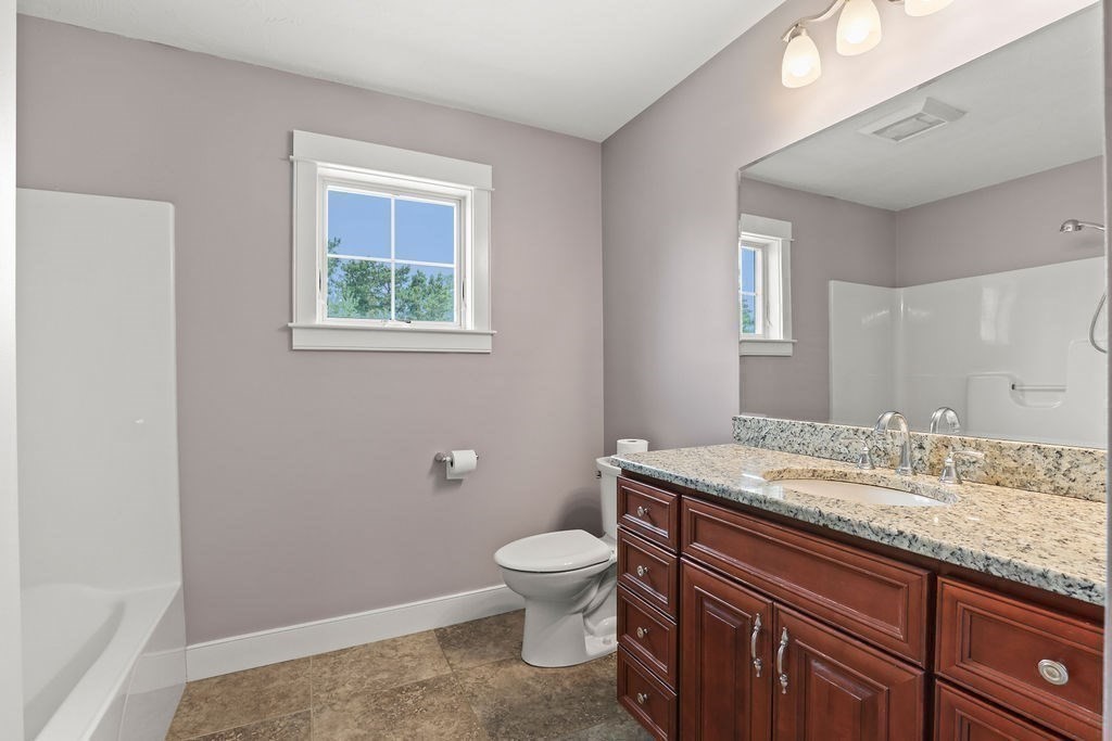 10 Pond Edge Trl Property Photo 31